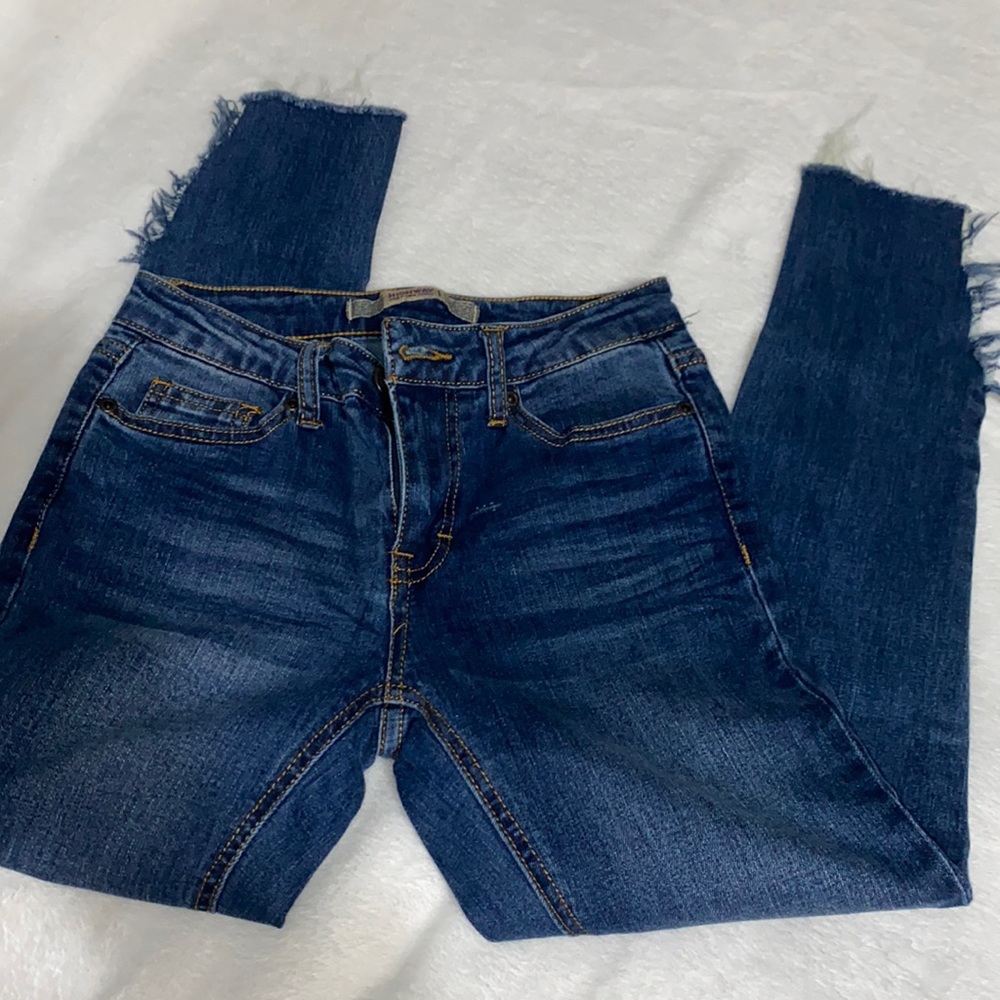 Womens/juniors skinny jeans size US 1
